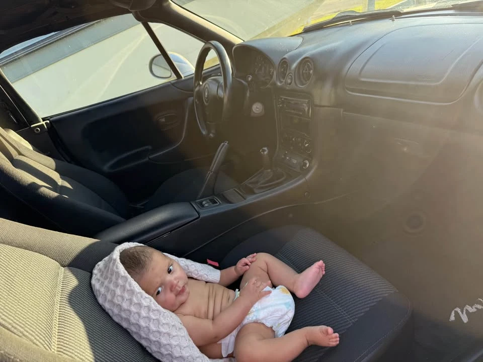 2000 Mazda NB MX-5 Miata - Image 3 of 4