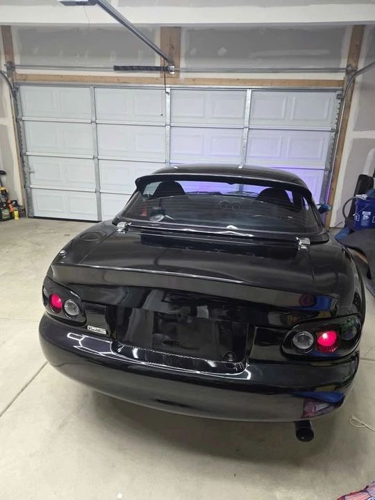 2000 Mazda NB MX-5 Miata - Image 5 of 8