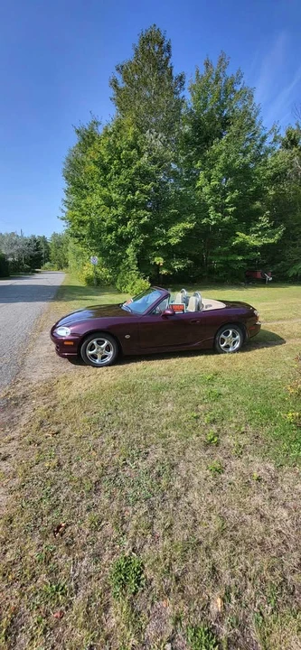 2000 Mazda NB MX-5 Miata - Image 5 of 14