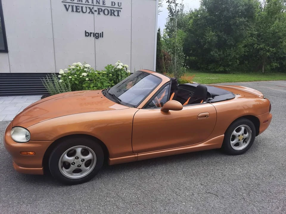 2000 Mazda NB MX-5 Miata - Image 4 of 6