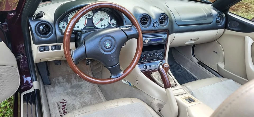 2000 Mazda NB MX-5 Miata - Image 11 of 14