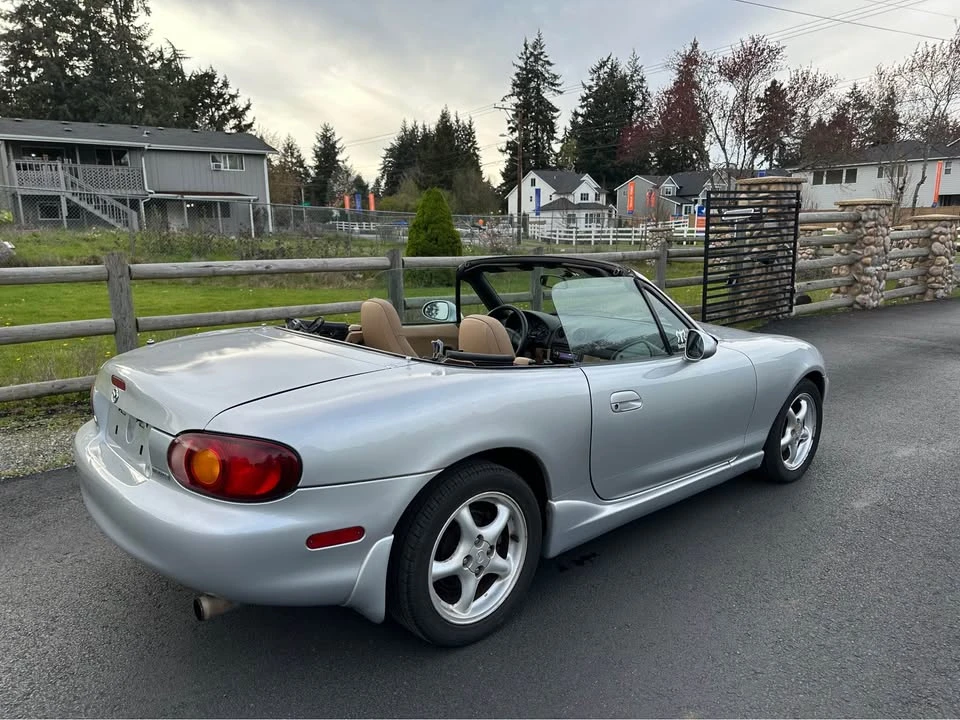 2000 Mazda NB MX-5 Miata - Image 8 of 16