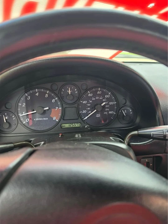 2000 Mazda NB MX-5 Miata - Image 5 of 6