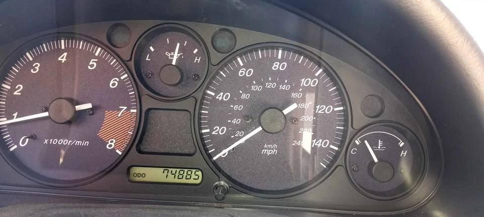 2000 Mazda NB MX-5 Miata - Image 3 of 10
