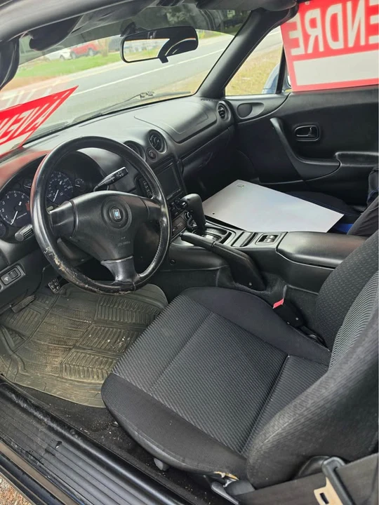 2000 Mazda NB MX-5 Miata - Image 2 of 6