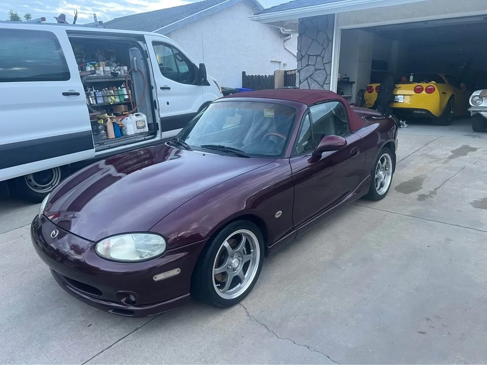 2000 Mazda NB MX-5 Miata - Image 2 of 14