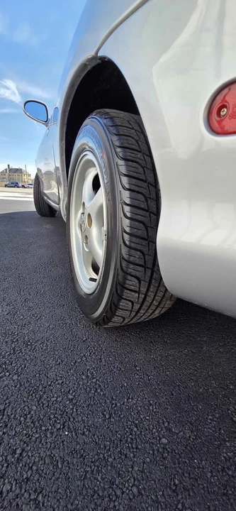 2000 Mazda NB MX-5 Miata - Image 12 of 15