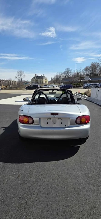 2000 Mazda NB MX-5 Miata - Image 6 of 15