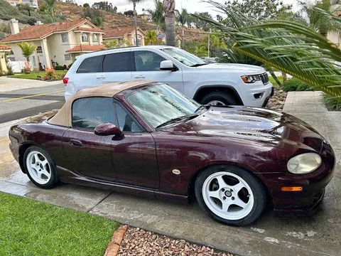 2000 Mazda MX-5 Miata RF 30th Anniversary Convertible