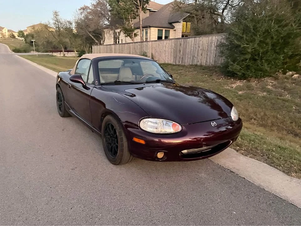 2000 Mazda NB MX-5 Miata - Image 2 of 9