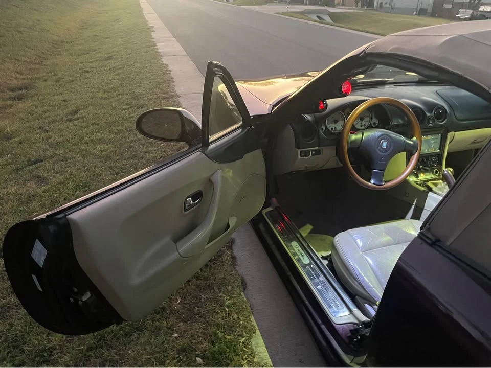 2000 Mazda NB MX-5 Miata - Image 3 of 9