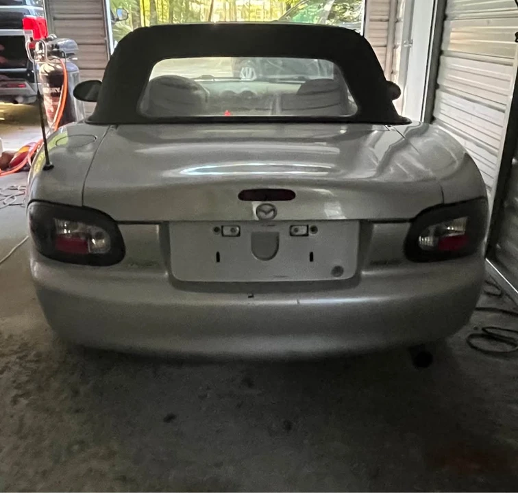 2000 Mazda NB MX-5 Miata - Image 2 of 11