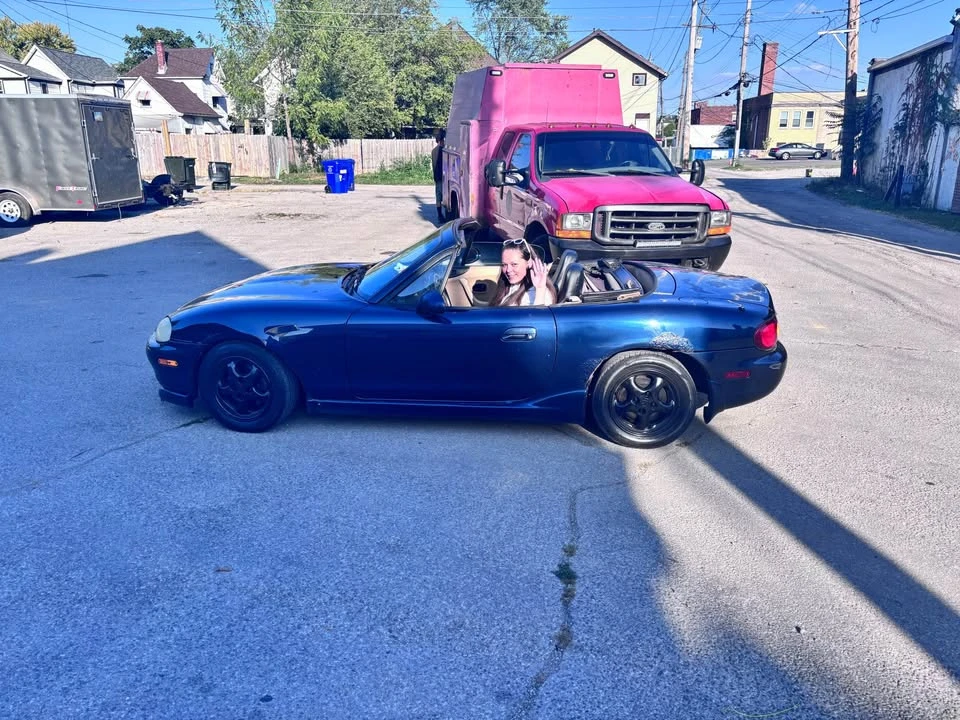 2000 Mazda NB MX-5 Miata - Image 2 of 3