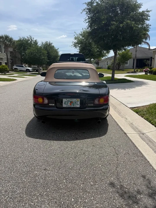 2000 Mazda NB MX-5 Miata - Image 7 of 8