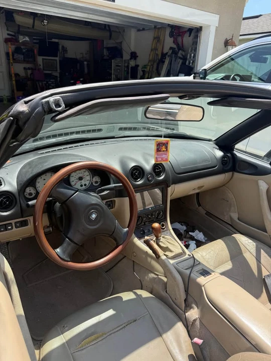 2000 Mazda NB MX-5 Miata - Image 3 of 8