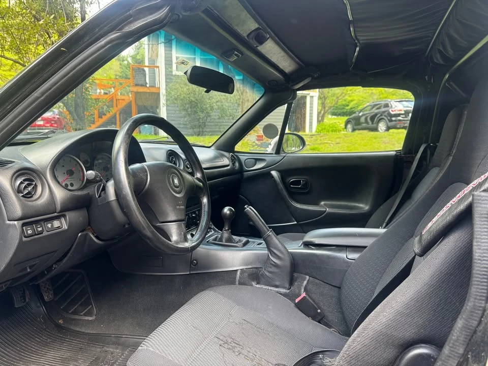 2000 Mazda NB MX-5 Miata - Image 9 of 19