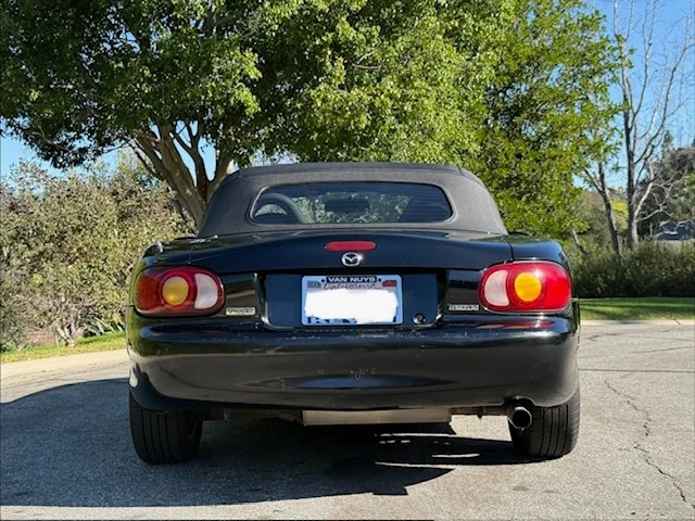 2000 Mazda NB MX-5 Miata - Image 7 of 8