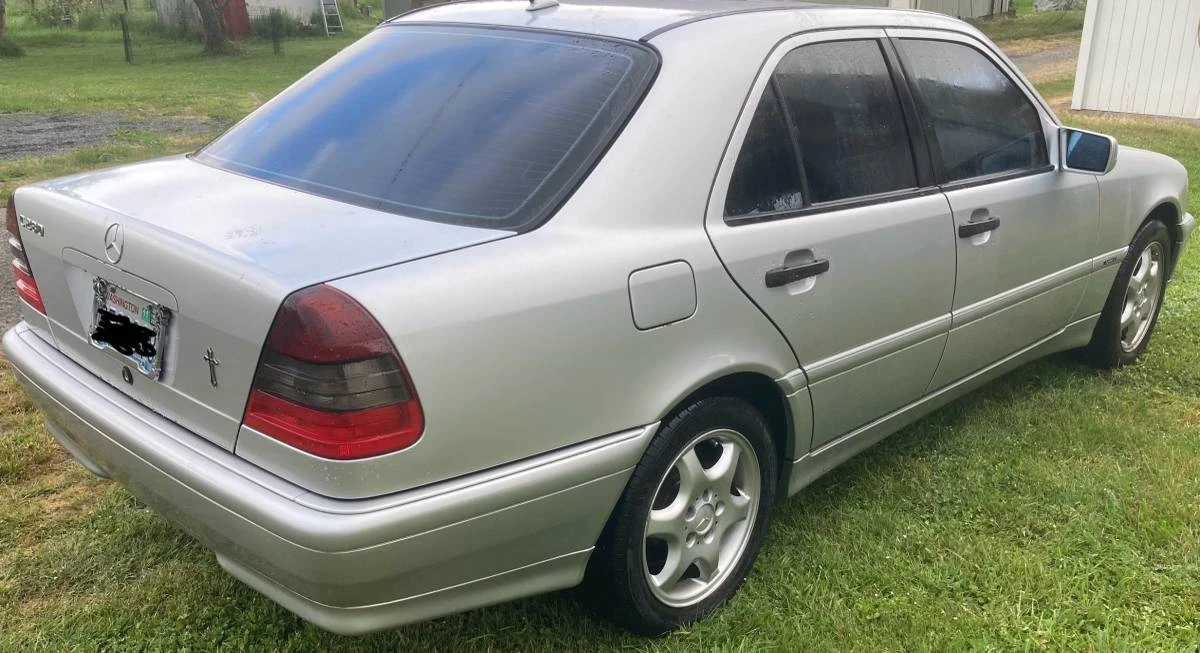 2001 Mercedes-Benz W203 C-Class - Image 4 of 15