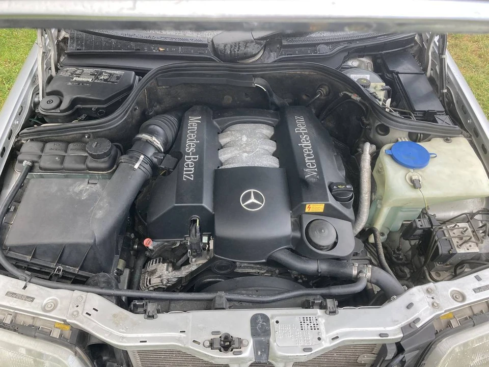 2001 Mercedes-Benz W203 C-Class - Image 13 of 15