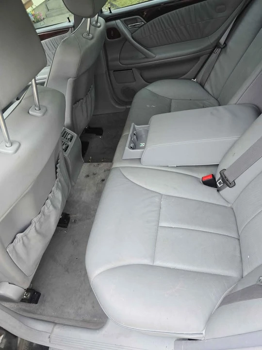 2000 Mercedes-Benz W210 E-Class - Image 7 of 8