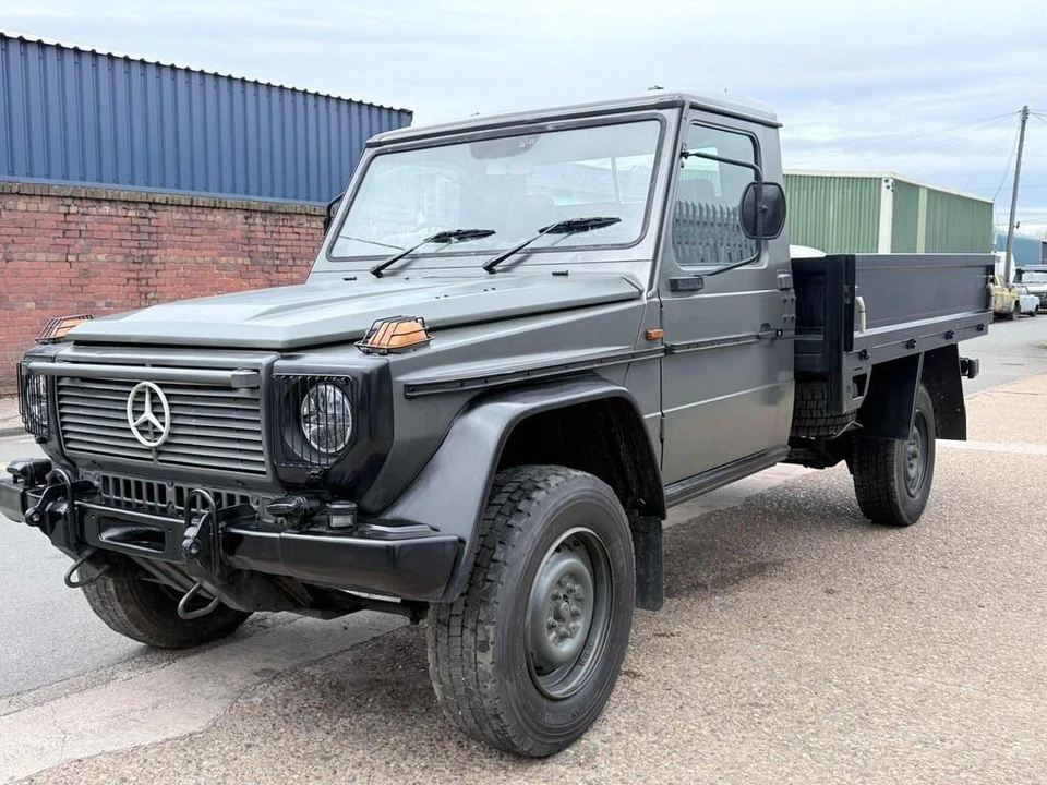 2000 Mercedes-Benz W461 G-Class - Image 9 of 25