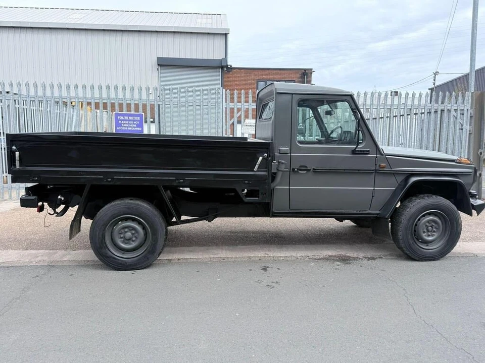 2000 Mercedes-Benz W461 G-Class - Image 13 of 25