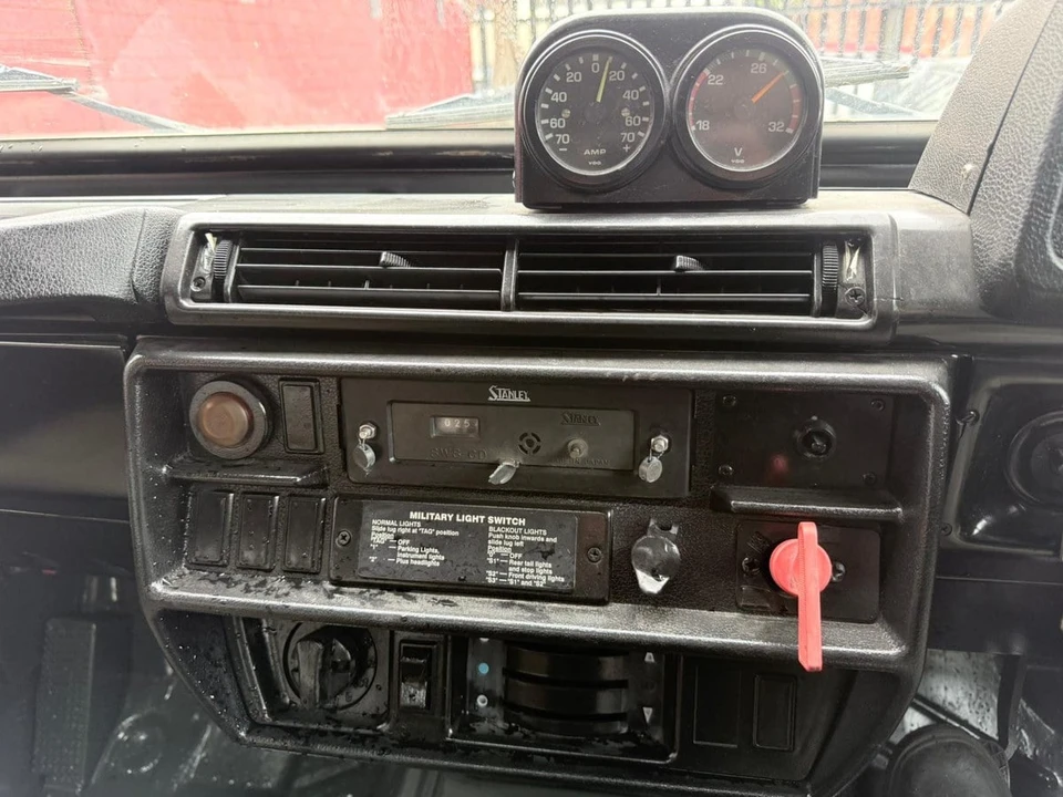 2000 Mercedes-Benz W461 G-Class - Image 19 of 25