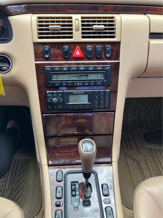 2000 Mercedes-Benz W210 E-Class - Image 10 of 20