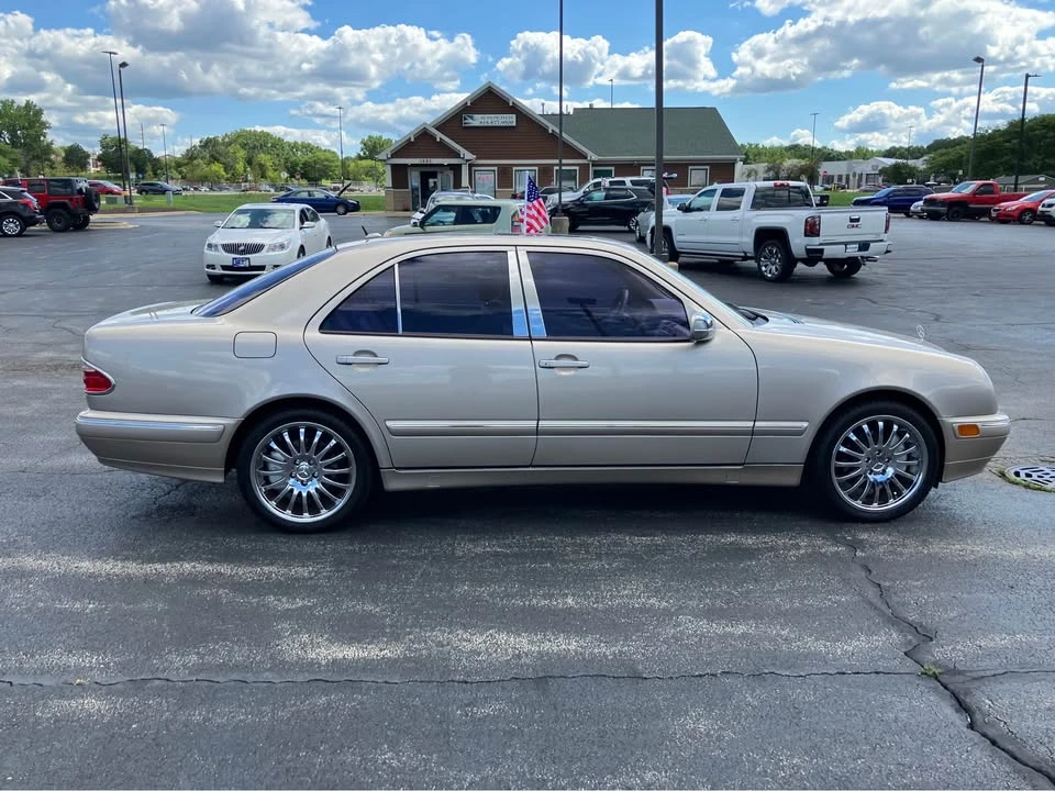 2000 Mercedes-Benz W210 E-Class - Image 2 of 20