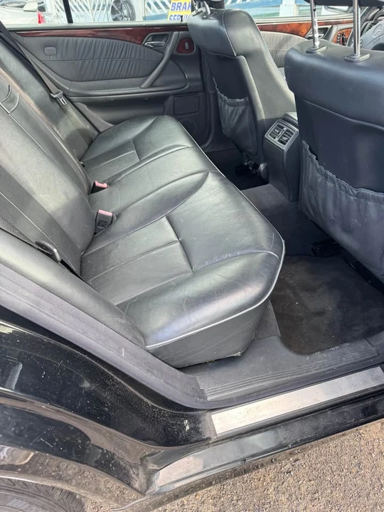 2000 Mercedes-Benz W210 E-Class - Image 6 of 14