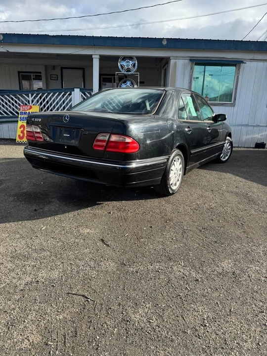 2000 Mercedes-Benz W210 E-Class - Image 3 of 14
