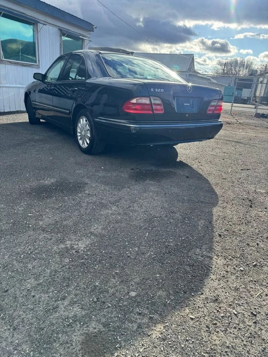 2000 Mercedes-Benz W210 E-Class - Image 8 of 14