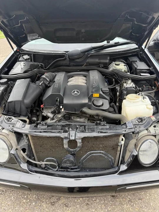 2000 Mercedes-Benz W210 E-Class - Image 7 of 8