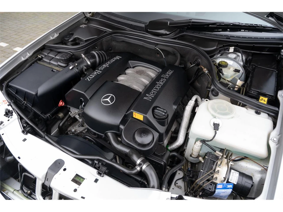 2000 Mercedes-Benz W210 E-Class - Image 9 of 11