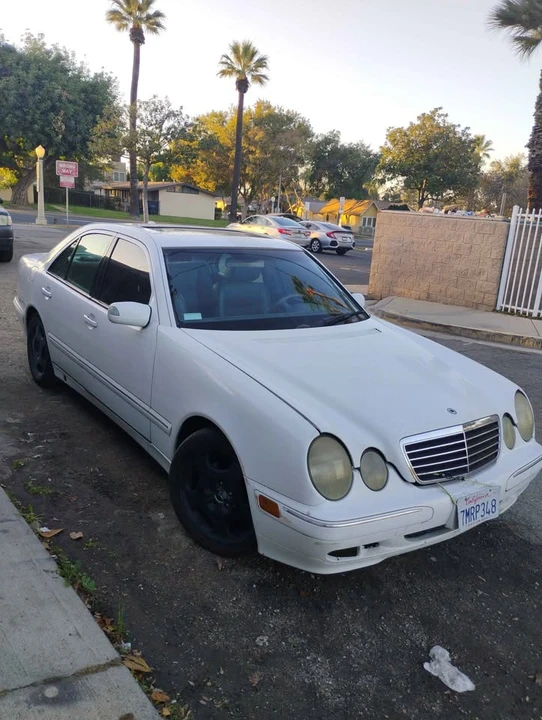 2000 Mercedes-Benz W210 E-Class - Image 7 of 13
