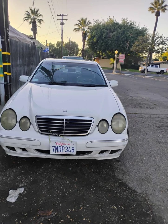 2000 Mercedes-Benz W210 E-Class - Image 4 of 13