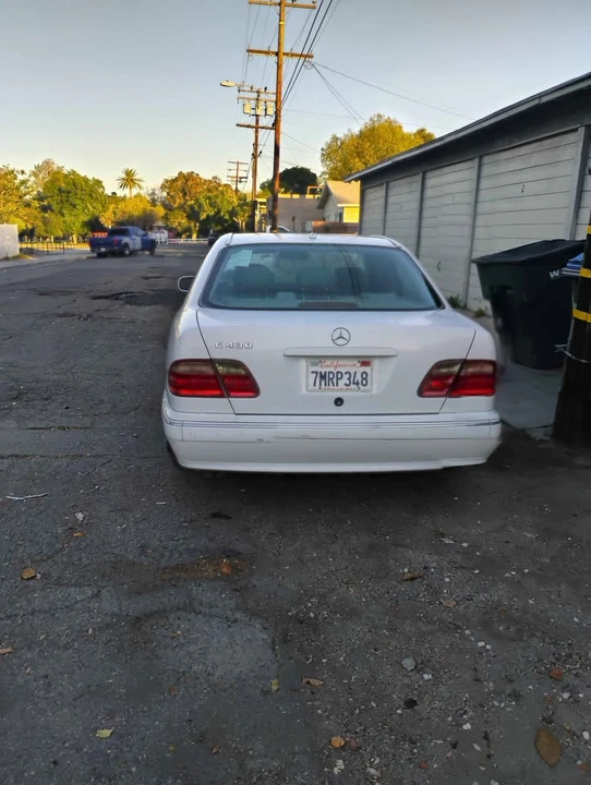 2000 Mercedes-Benz W210 E-Class - Image 2 of 13