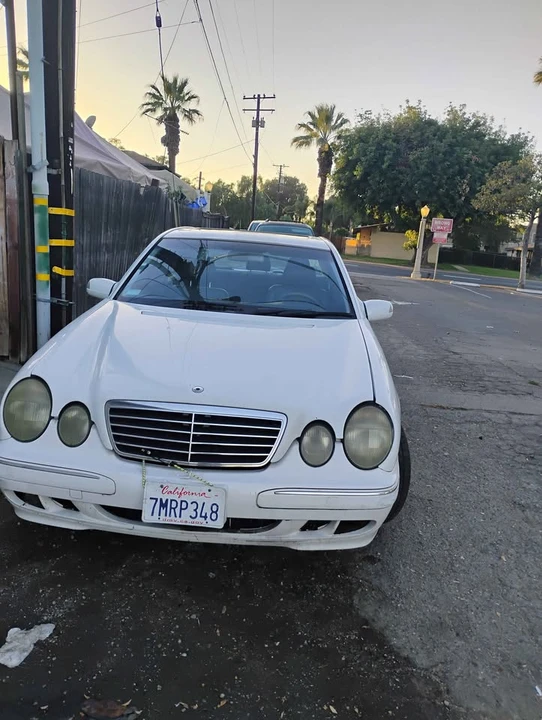 2000 Mercedes-Benz W210 E-Class - Image 3 of 13