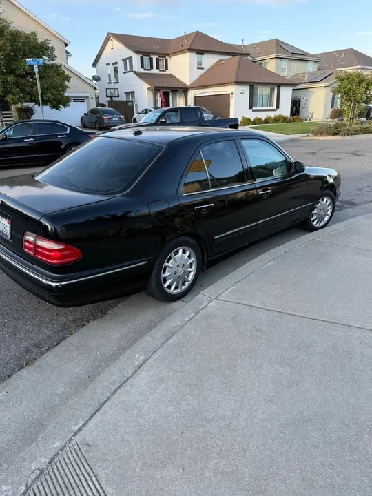 2000 Mercedes-Benz W210 E-Class - Image 4 of 7