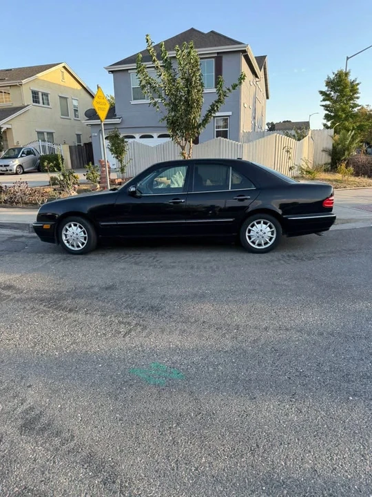 2000 Mercedes-Benz W210 E-Class - Image 3 of 7