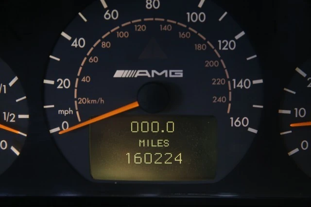 2000 Mercedes-Benz W210 E 36 & E 50 & E 55 & E 60 AMG - Image 8 of 21