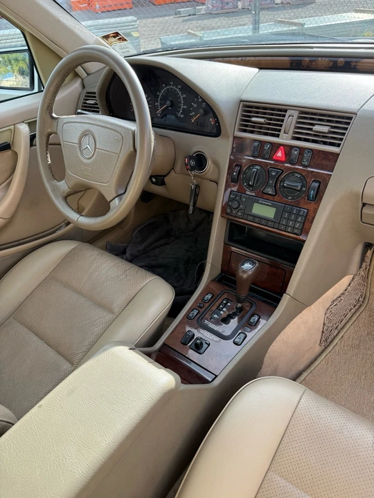 2000 Mercedes-Benz W202 C-Class - Image 13 of 21