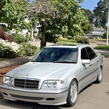 2000 Mercedes-Benz C-Class C 230 Sedan 4D