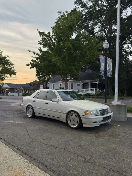 2000 Mercedes-Benz W202 C-Class - Image 6 of 18