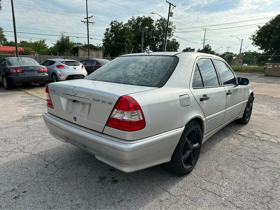 2000 Mercedes-Benz W202 C-Class - Image 5 of 12