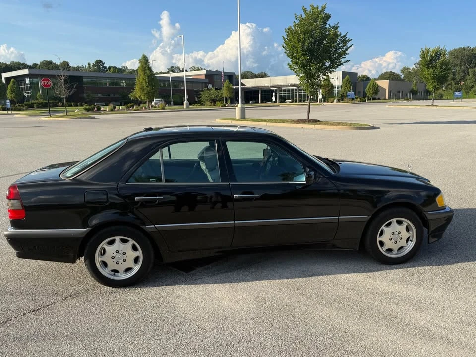 2000 Mercedes-Benz W202 C-Class - Image 4 of 11