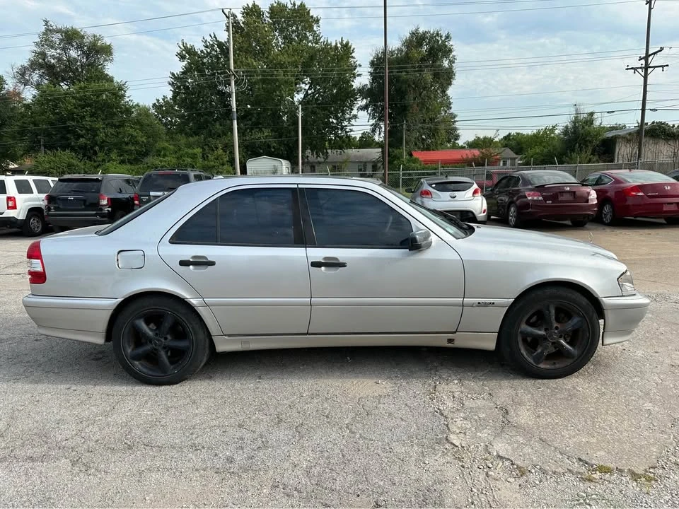 2000 Mercedes-Benz W202 C-Class - Image 4 of 12