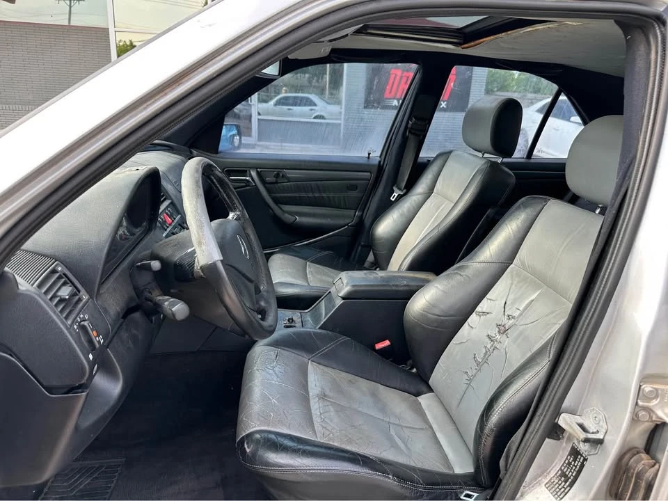 2000 Mercedes-Benz W202 C-Class - Image 10 of 12