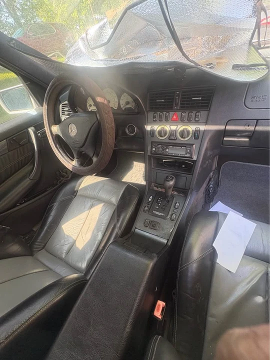 2000 Mercedes-Benz W202 C-Class - Image 10 of 20