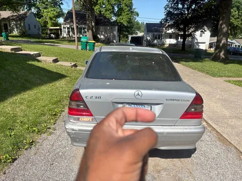 2000 Mercedes-Benz C-Class C 230 Sport Sedan 4D
